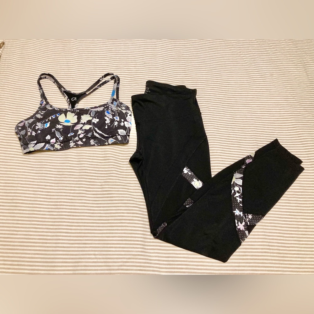 GapFit workout set-sports bra and leggings